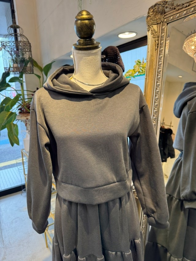 BrushedフードShortスウェット＋スカートSetup