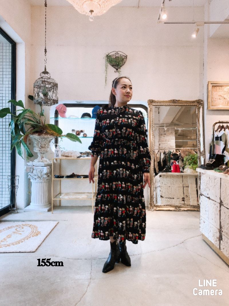 Many Child Hangワンピース