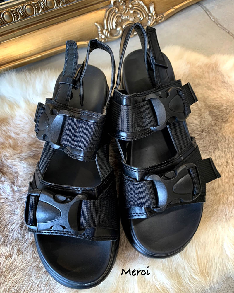 2Beltデザインサンダル