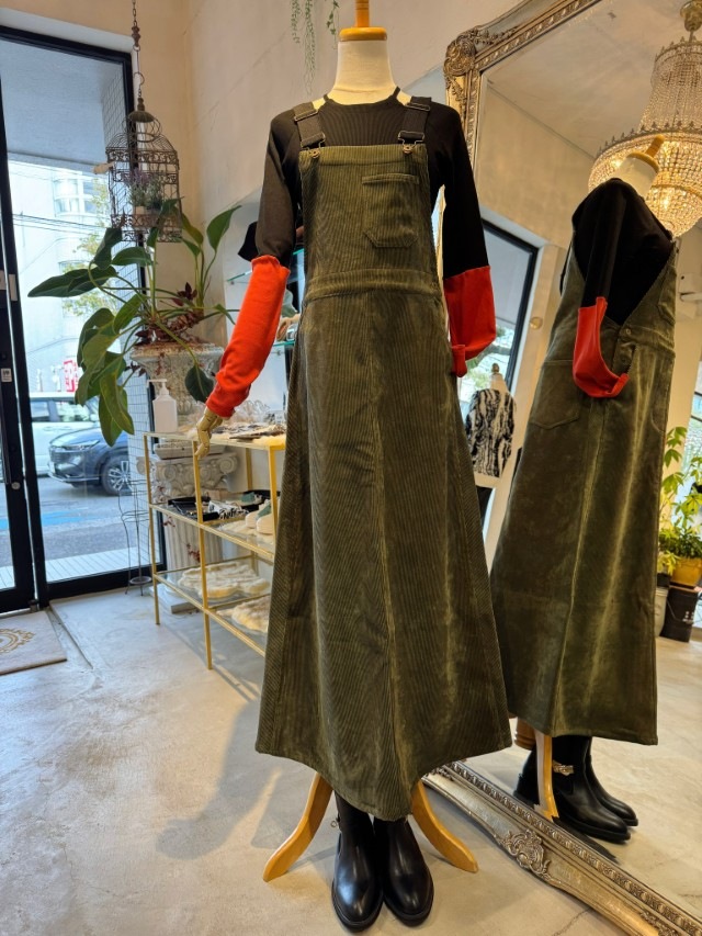 Corduroyサロペットスカート