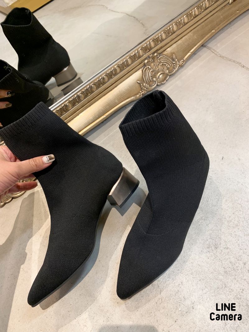 Meyalヒールニットブーティ