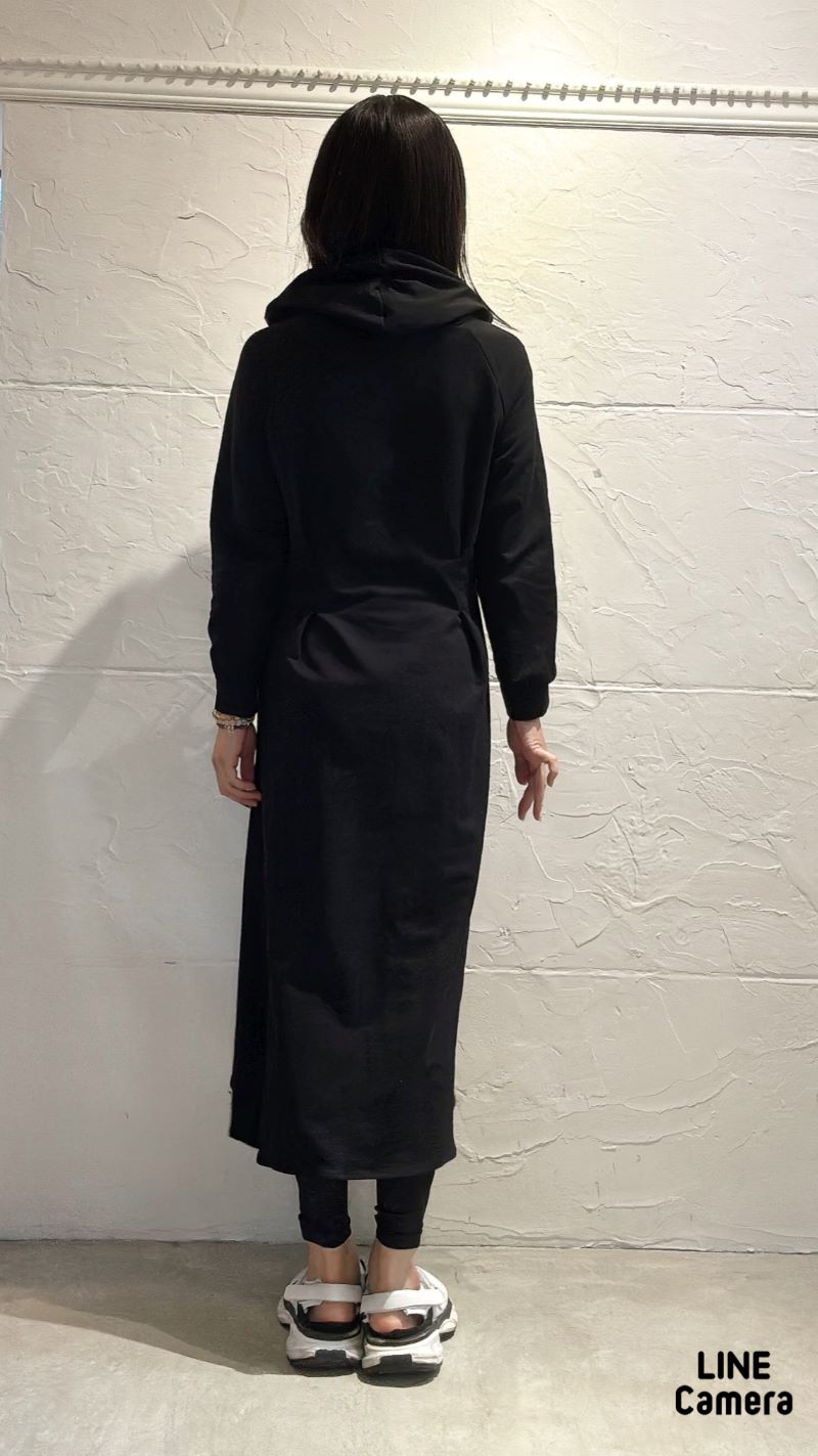 TagタックLineフードスウェットワンピース