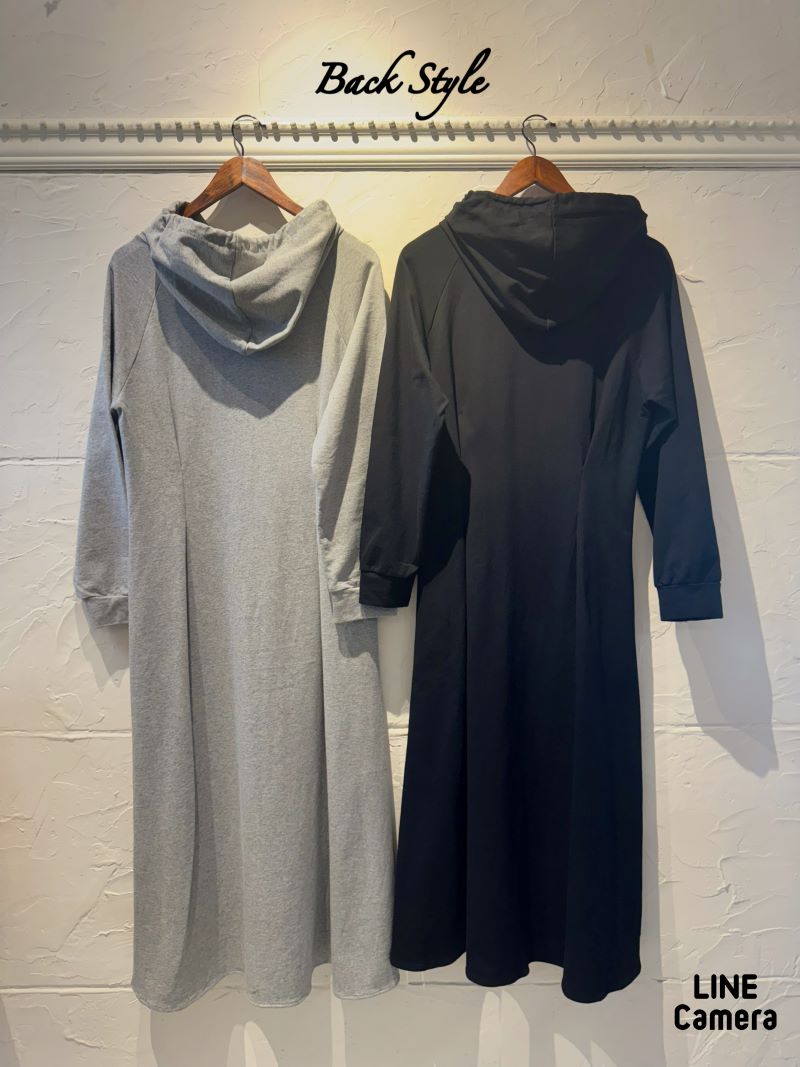 TagタックLineフードスウェットワンピース