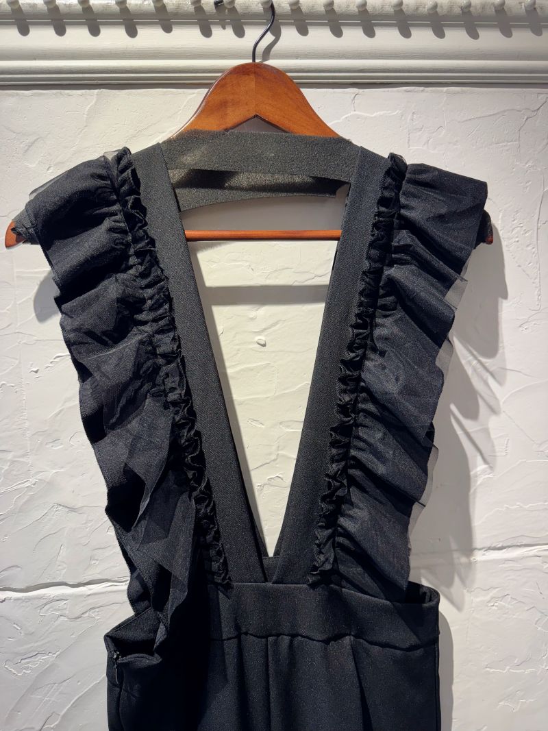 TulleフリルVLineサロペットパンツ