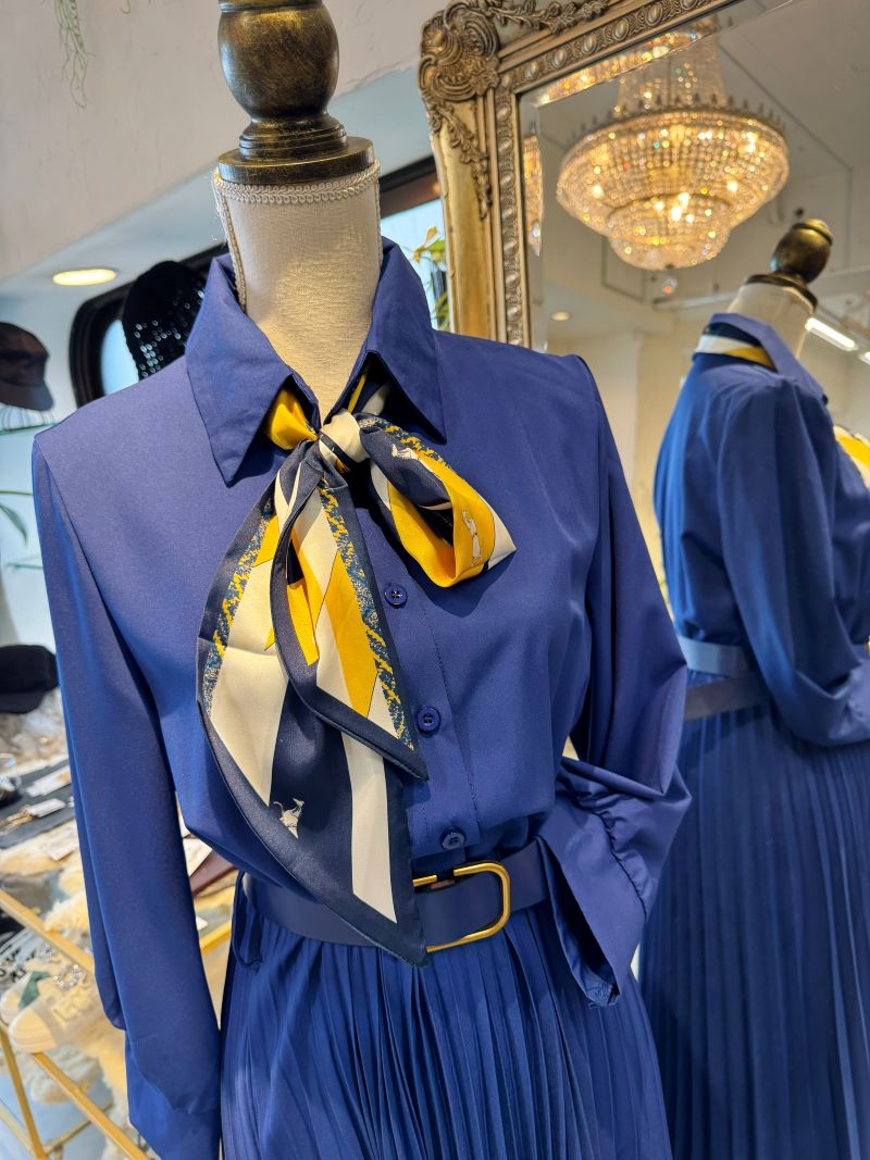 RoyalBlueプリーツスカートワンピース