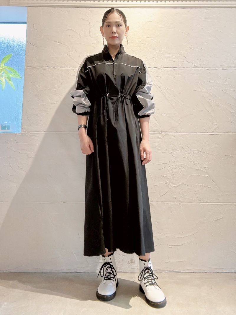 SchemeColorシェイプナイロンワンピース