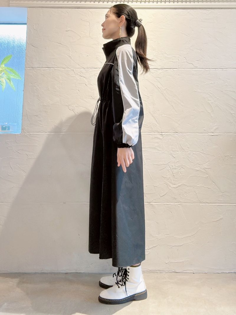 SchemeColorシェイプナイロンワンピース