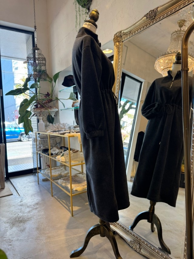 ShapeZipperボアワンピース