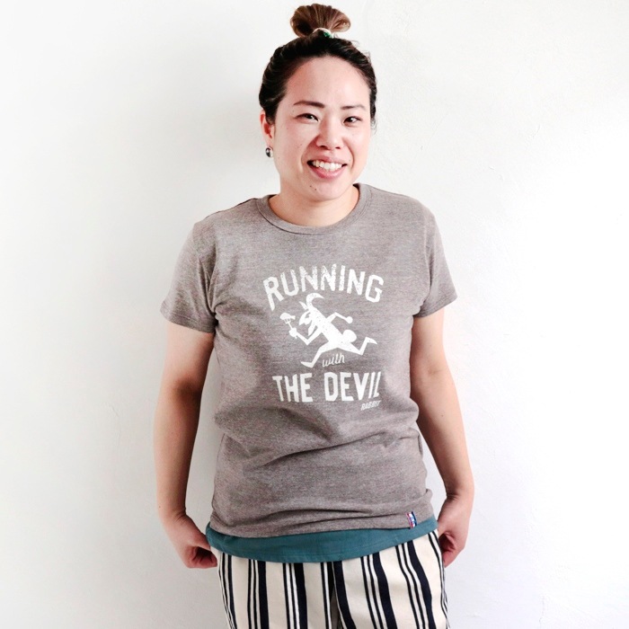 RUNNINGデビルラビット プリント 半袖 Tシャツ|トップス|Asrabbit