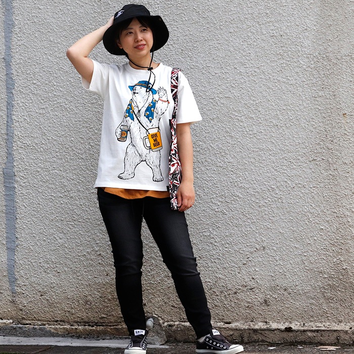 go slow caravan | USA/C եTEE