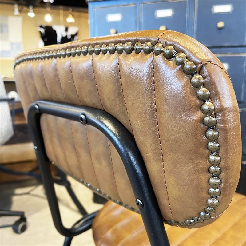 【美品】CARA ダイニングチェア キャメル 合皮 美品】CARA ダイニングチェア キャメル 合皮