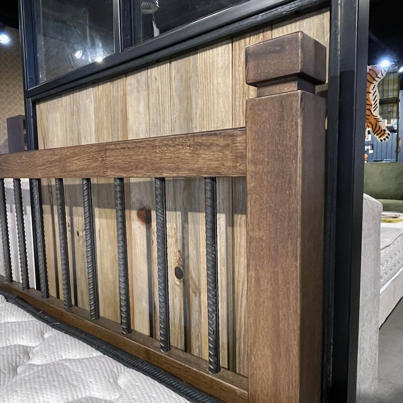 レトロ ヴィンテージ調ベッドフレーム【サイズ選択可】 | ベッド