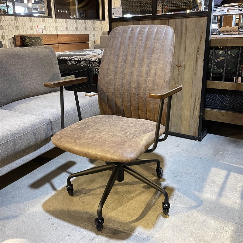 レトラ キャスター付きチェア（カラー選択可） | チェア,スタディ