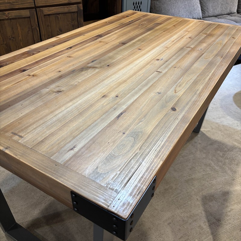 �ס��꡼ ����եȥޥ�ơ��֥�