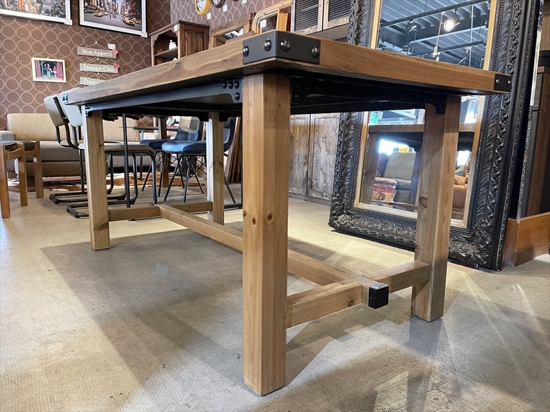 �ס��꡼ 160�����˥󥰥ơ��֥�