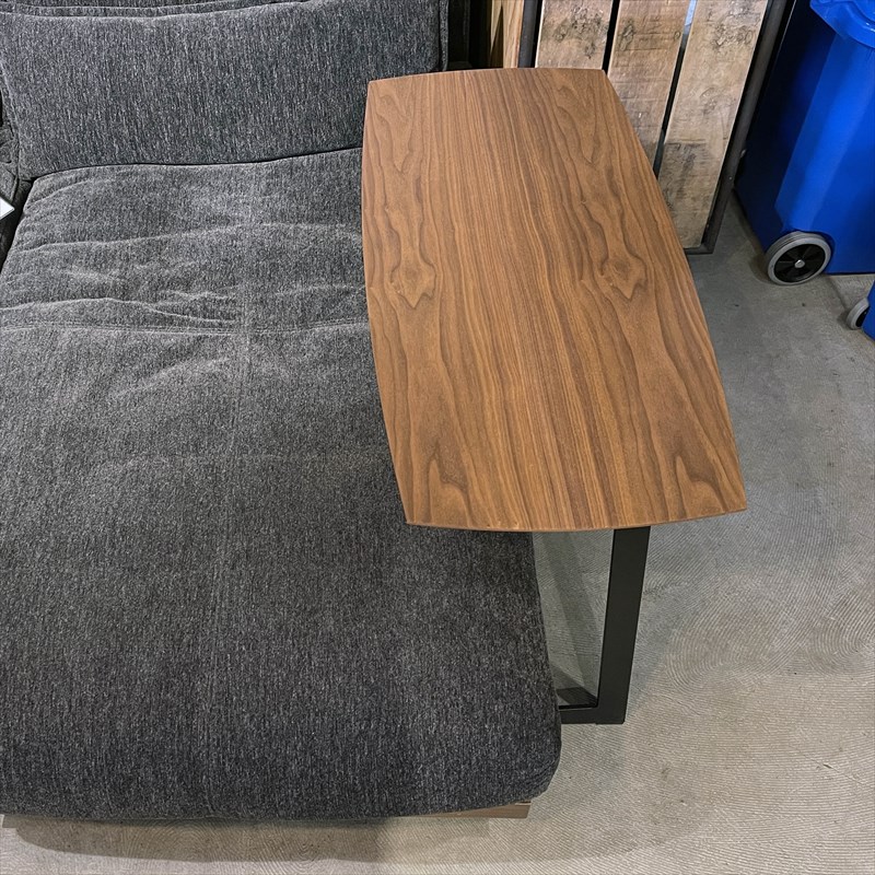 �ե��������ɥơ��֥�800