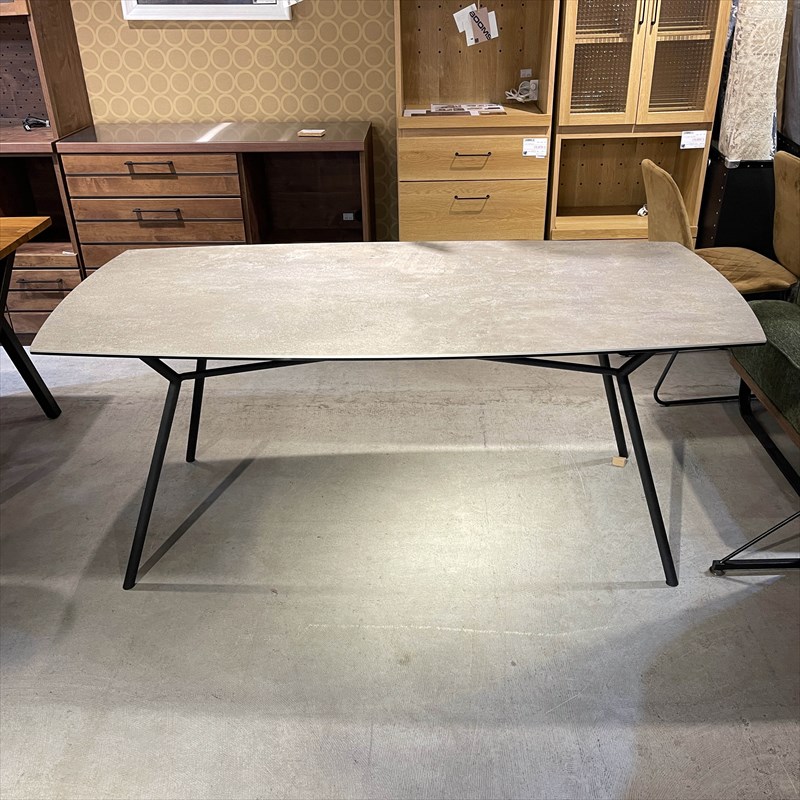 ���� �����˥󥰥ơ��֥�ʥ��󥯥꡼������