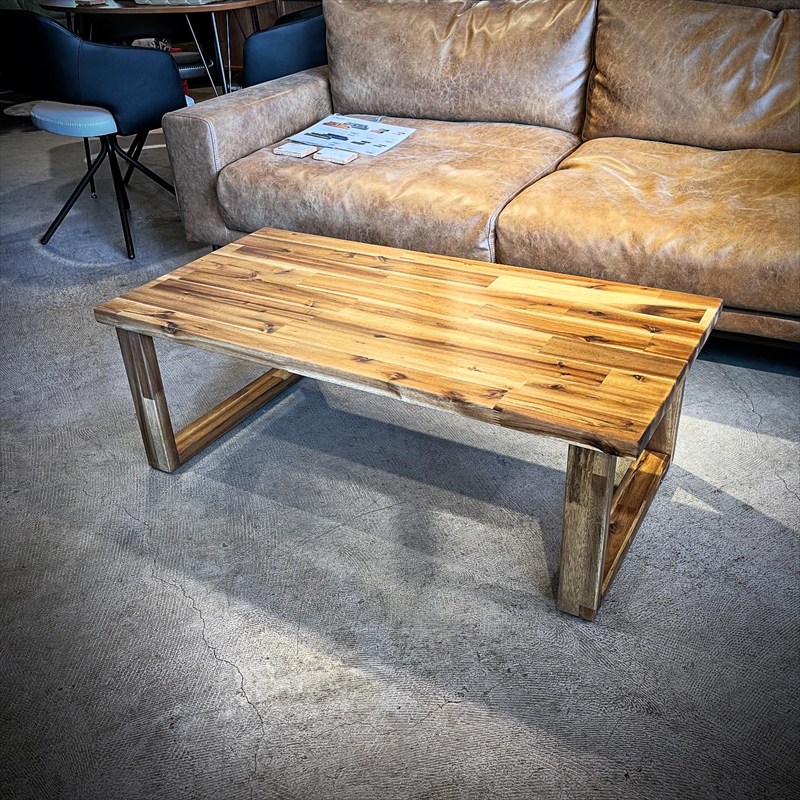 �Υޥ� ��ӥ󥰥ơ��֥�