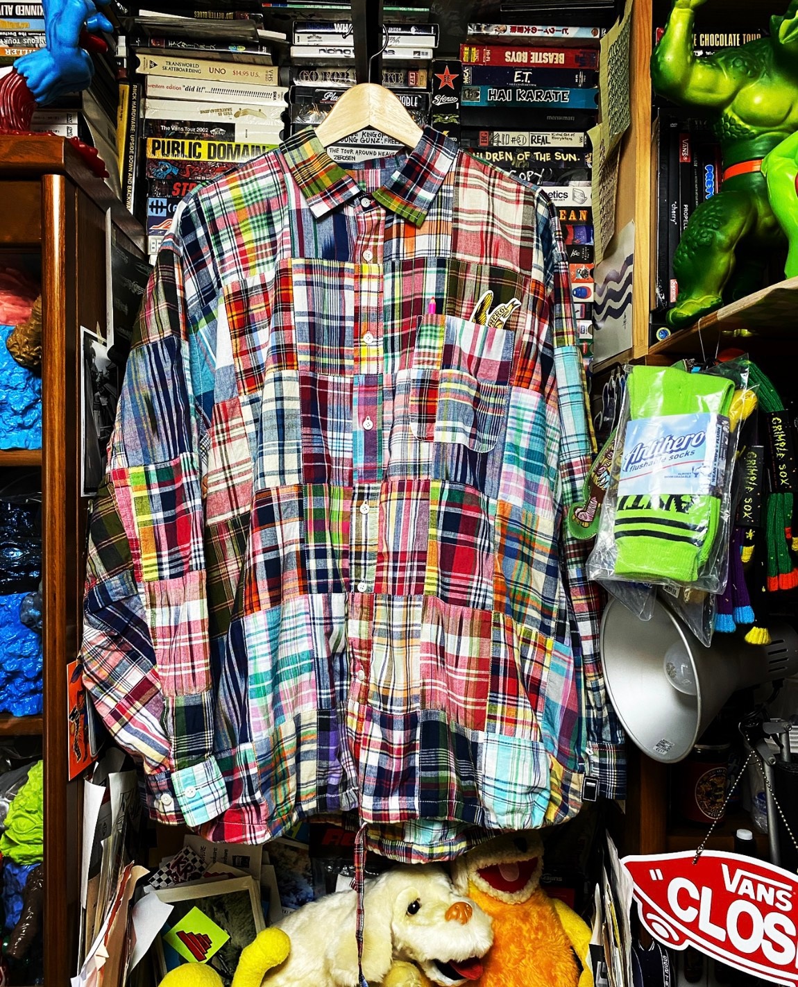 BROCHURE PATCH/W MADRAS