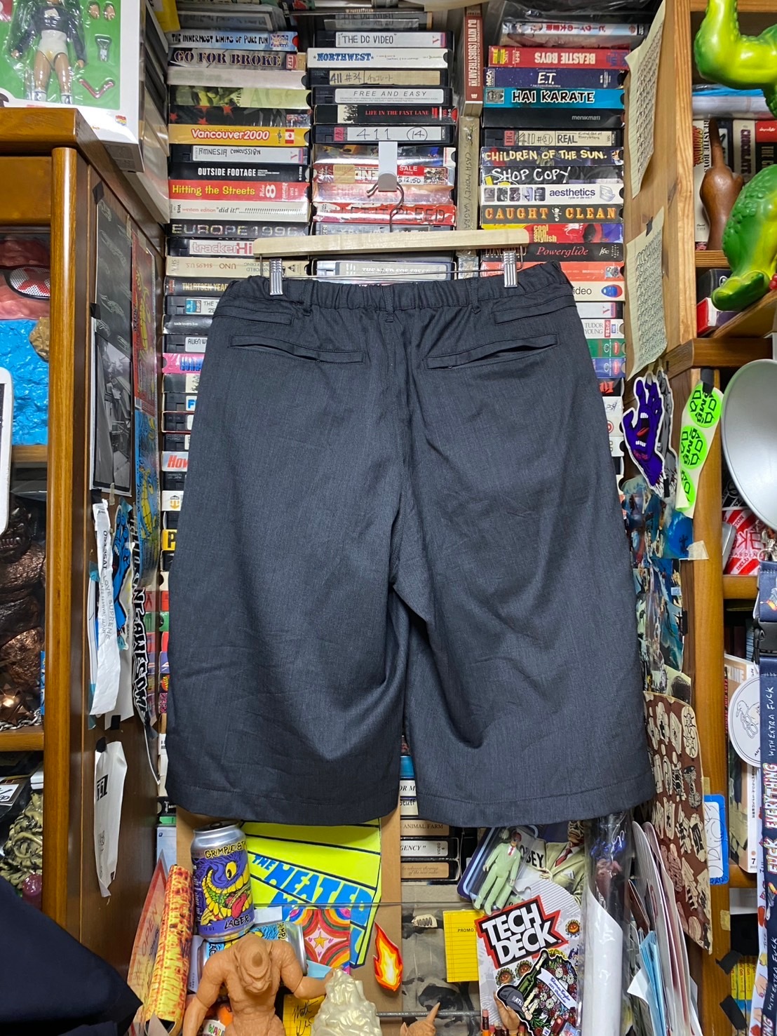 BROCHURE WOOL EASY SHORTS