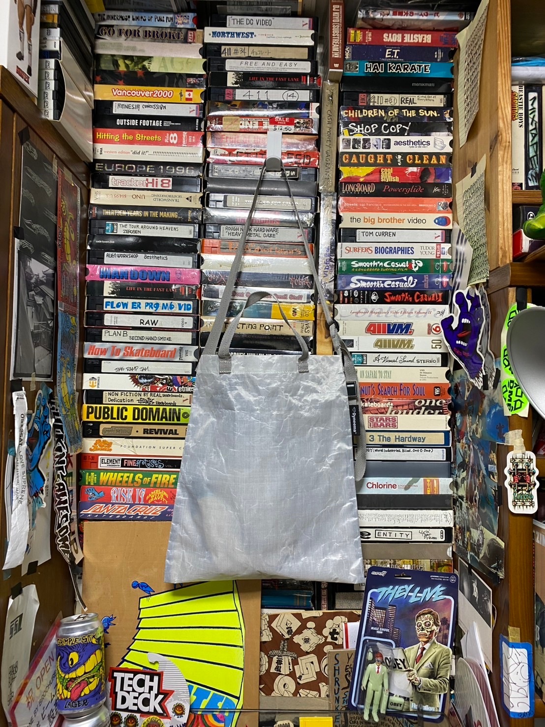 BROCHURE DYNEEMA SHOULDER TOTE