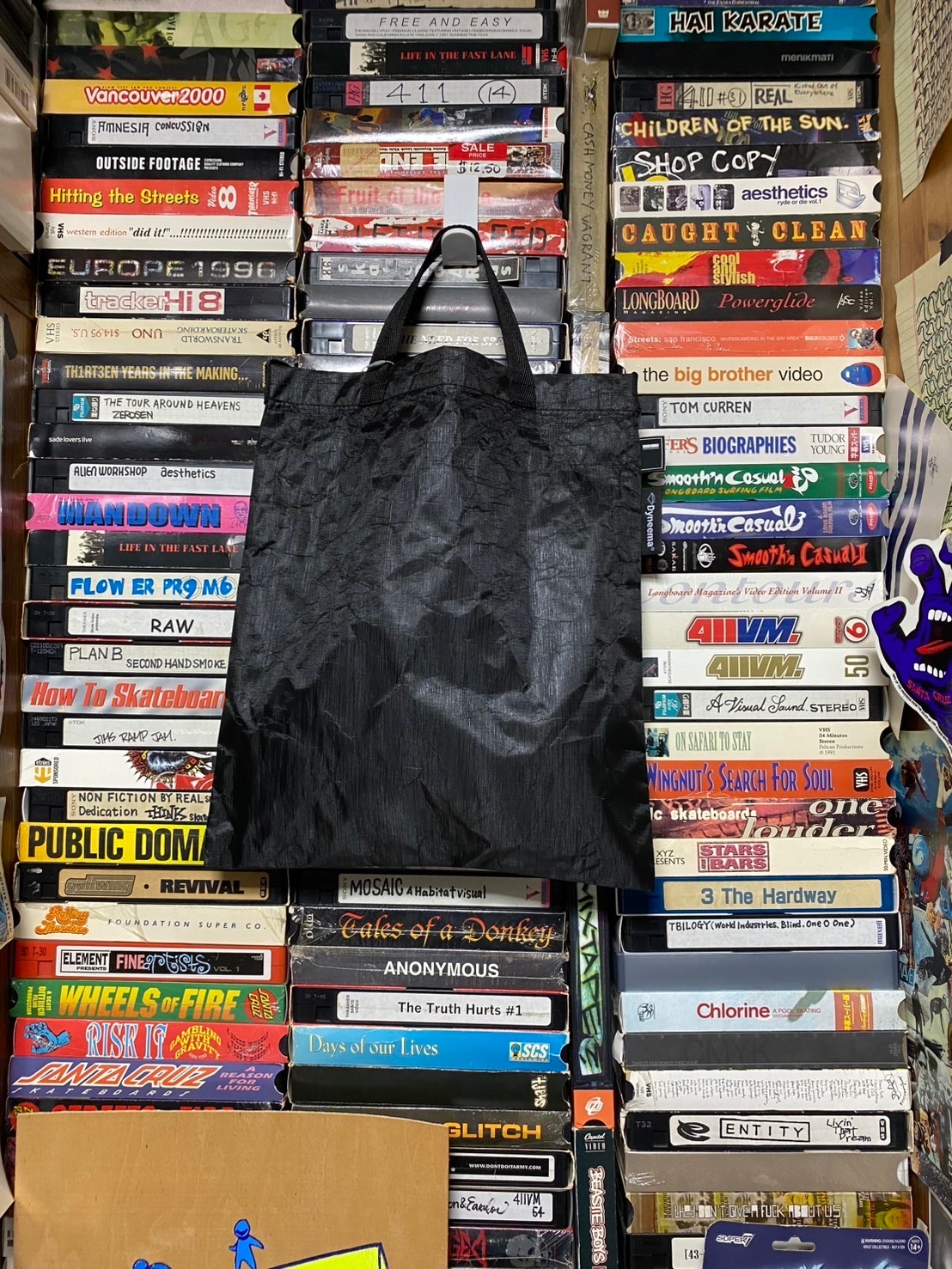 BROCHURE DYNEEMA SHOULDER TOTE