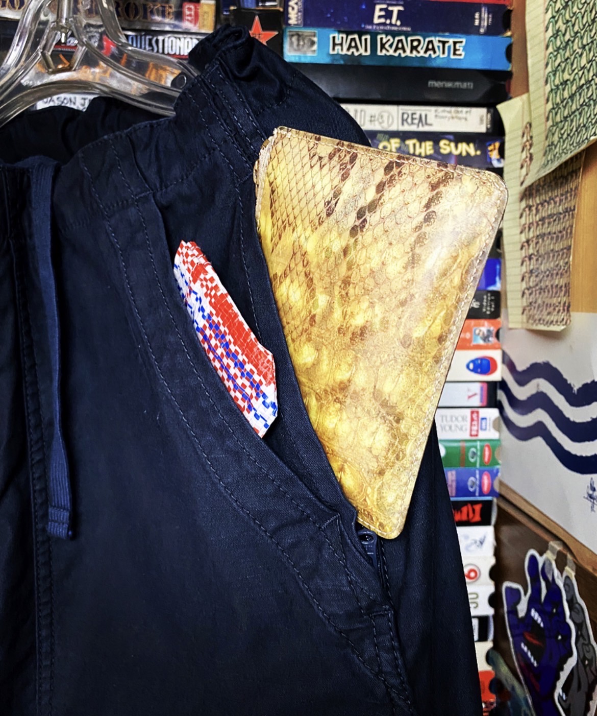 BROCHURE STRONG FATIGUE PANTS