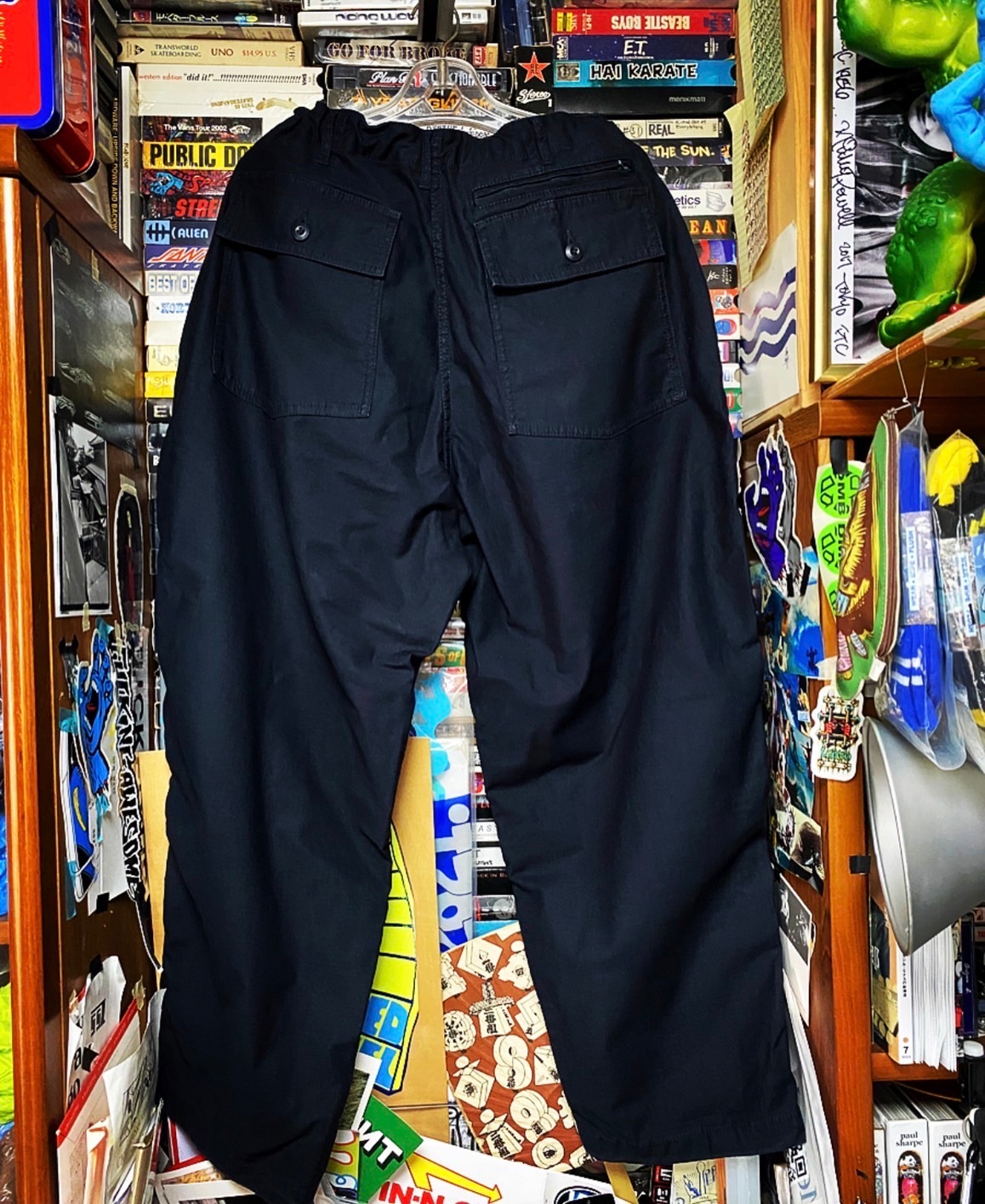 BROCHURE STRONG FATIGUE PANTS