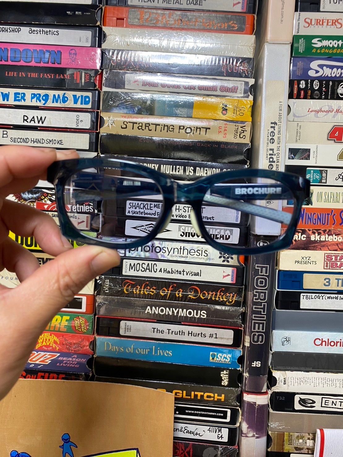 eyecu �� BROCHURE NRT