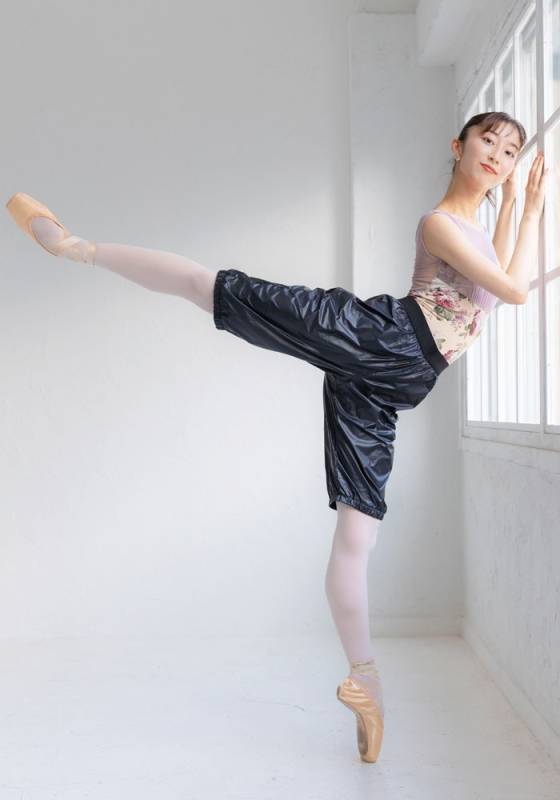 ブラック　サウナパンツ　リチューン　バレエ　stina ブラック サウナパンツ リチューン バレエ stina ブラック サウナ