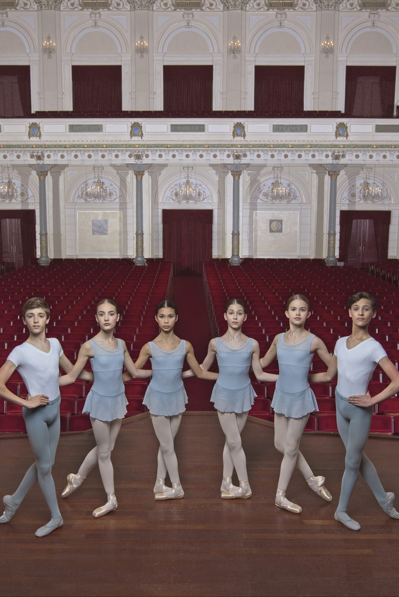 WEAR MOI2018　BLUBELLE　ブルベル