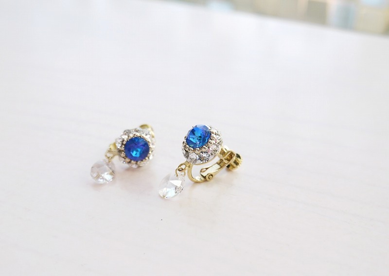 ～Atelier Petite Rose～　スワロフスキーイヤリング　“Medora”