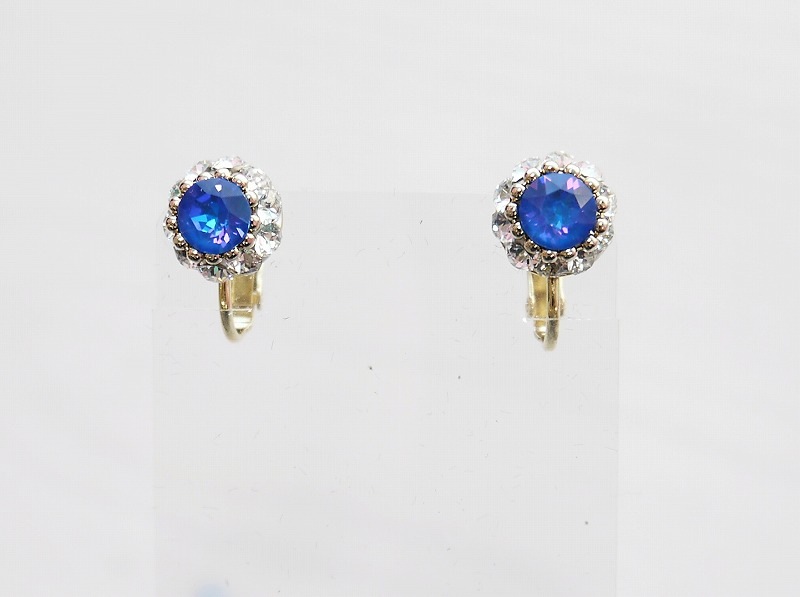 ～Atelier Petite Rose～　スワロフスキーイヤリング　“Medora”