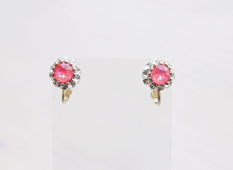 ～Atelier Petite Rose～　スワロフスキーイヤリング　“Rose”