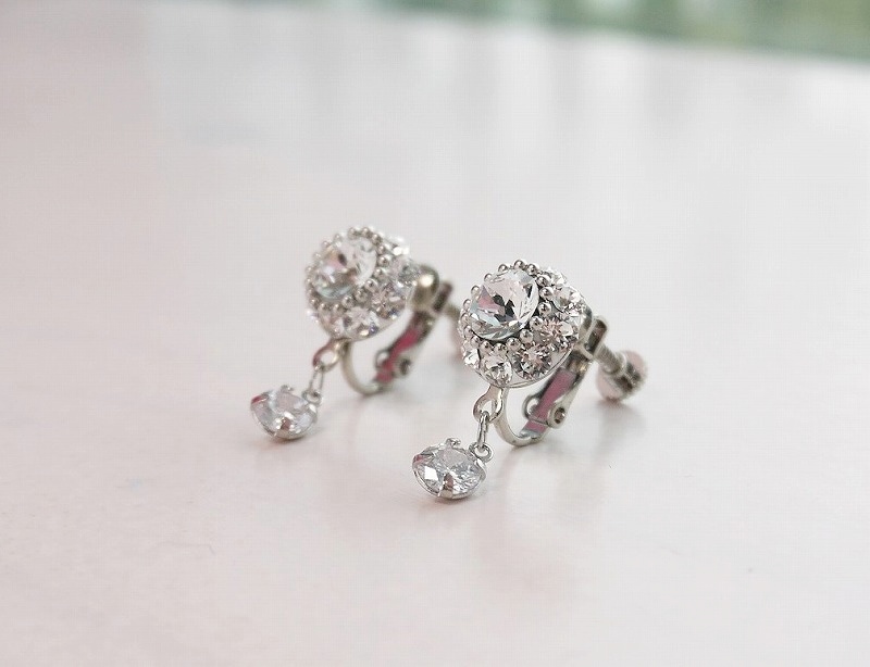~Atelier Petite Rose ~ スワロフスキーイヤリング “Aurora”