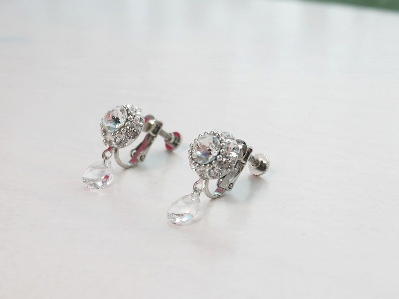 ~Atelier Petite Rose ~ スワロフスキーイヤリング “Aurora”