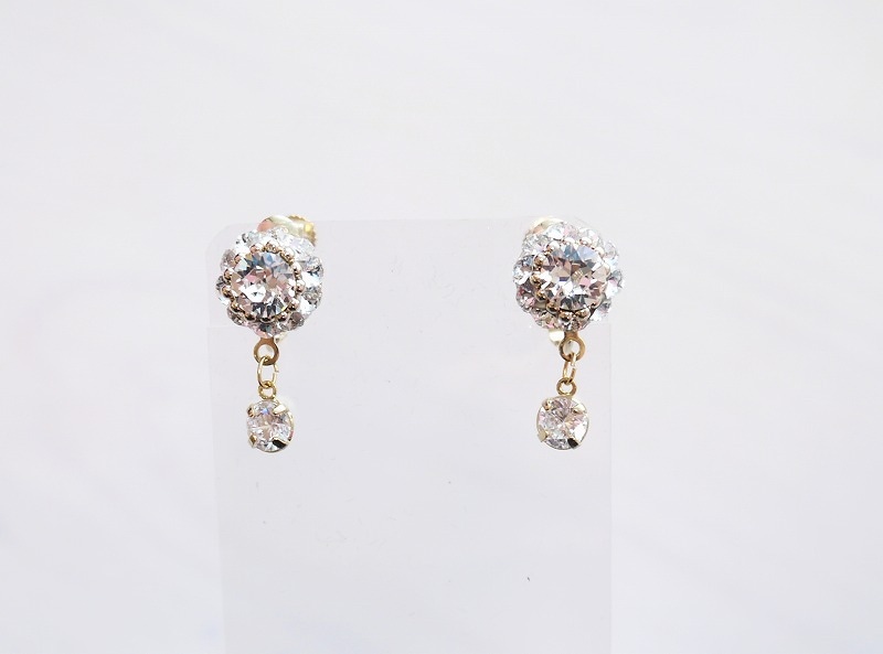 ~Atelier Petite Rose ~ スワロフスキーイヤリング “Aurora”