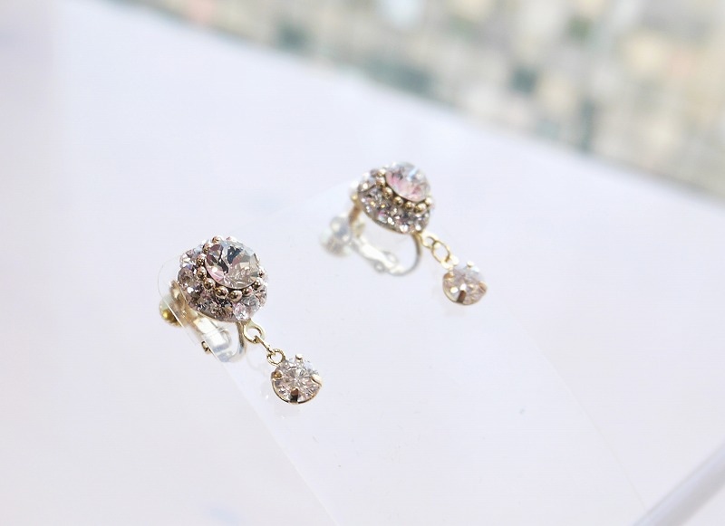 ~Atelier Petite Rose ~ スワロフスキーイヤリング “Aurora”
