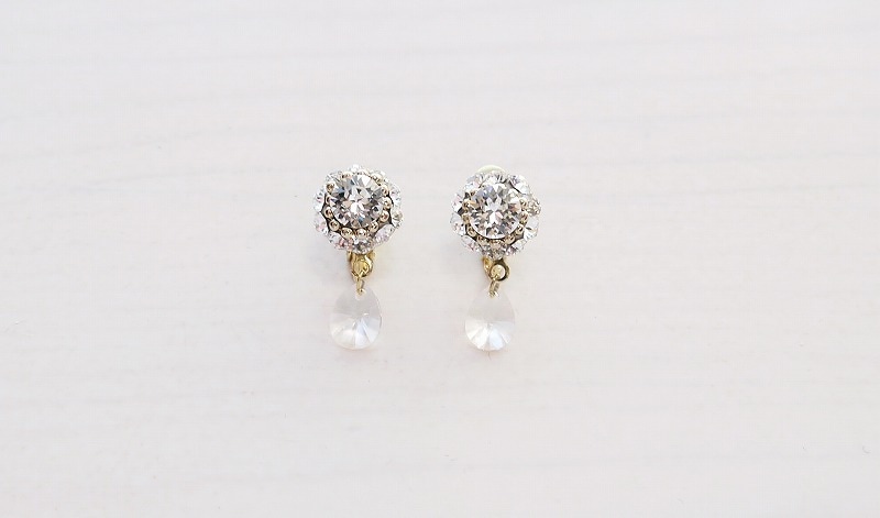 ~Atelier Petite Rose ~ スワロフスキーイヤリング “Aurora”