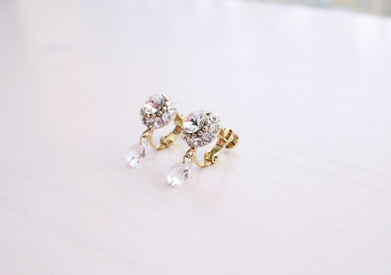 ~Atelier Petite Rose ~ スワロフスキーイヤリング “Aurora”