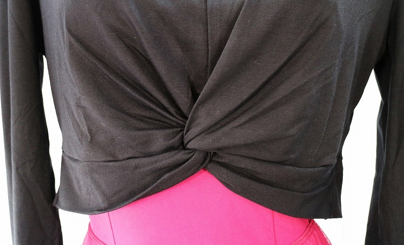 【Ballet Rosa】　長袖ショート丈ツイストトップス　MEGUMI