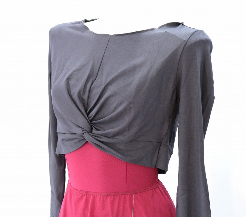 【Ballet Rosa】　長袖ショート丈ツイストトップス　MEGUMI