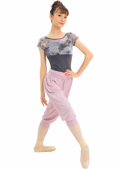 シルエットはスマート♪ゆったり＆とろみパンツ♪アウトラスト・ミディアムパンツ