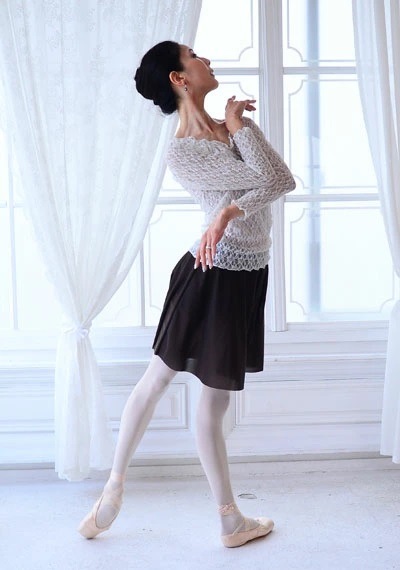 DD　抜群の美しさ♪チュールレース・ラグラントップス