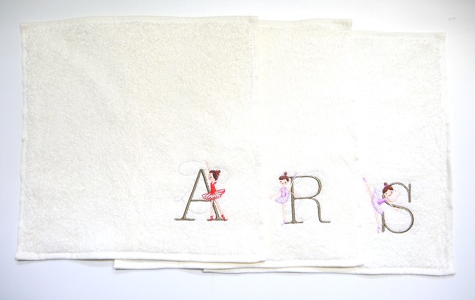 Shinzi Katoh　 イニシャル・ルルベ　タオルハンカチ