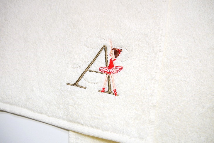 Shinzi Katoh　 イニシャル・ルルベ　タオルハンカチ