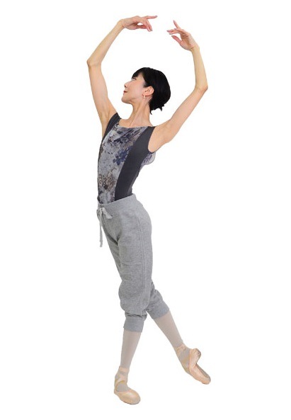 DD 汗をかいても張り付かずに快適♪リズムストレッチ・ミディアムパンツ