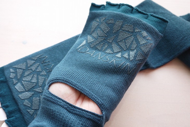 ヨガ・ピラティスに！　DANSKIN　5指アンクルカバー　DA981402