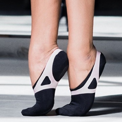 CAPEZIO  シームレスソフトバレエシューズ　EXTEND H22U