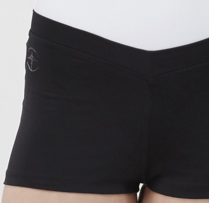 Kids WEAR MOI　Vカットショートパンツ　MACARON　マカロン